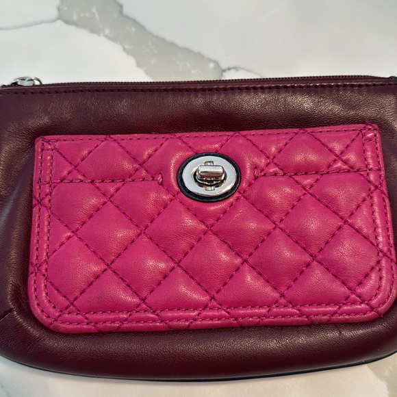 Coach Park Quilted Leather Medium Wristlet F50097 - Picture 8 of 15